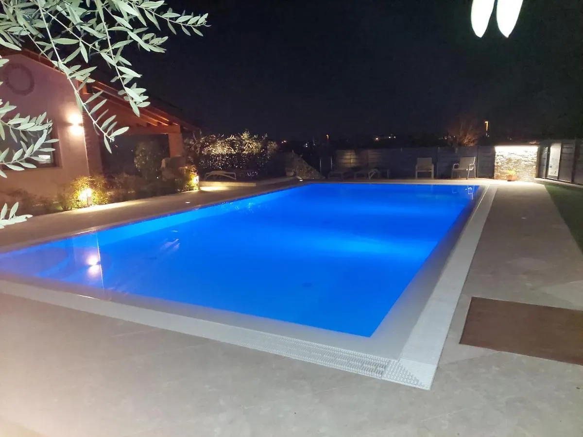 Apartament Casa Pergola 2 - Fronte Piscina, Parking Bardolino