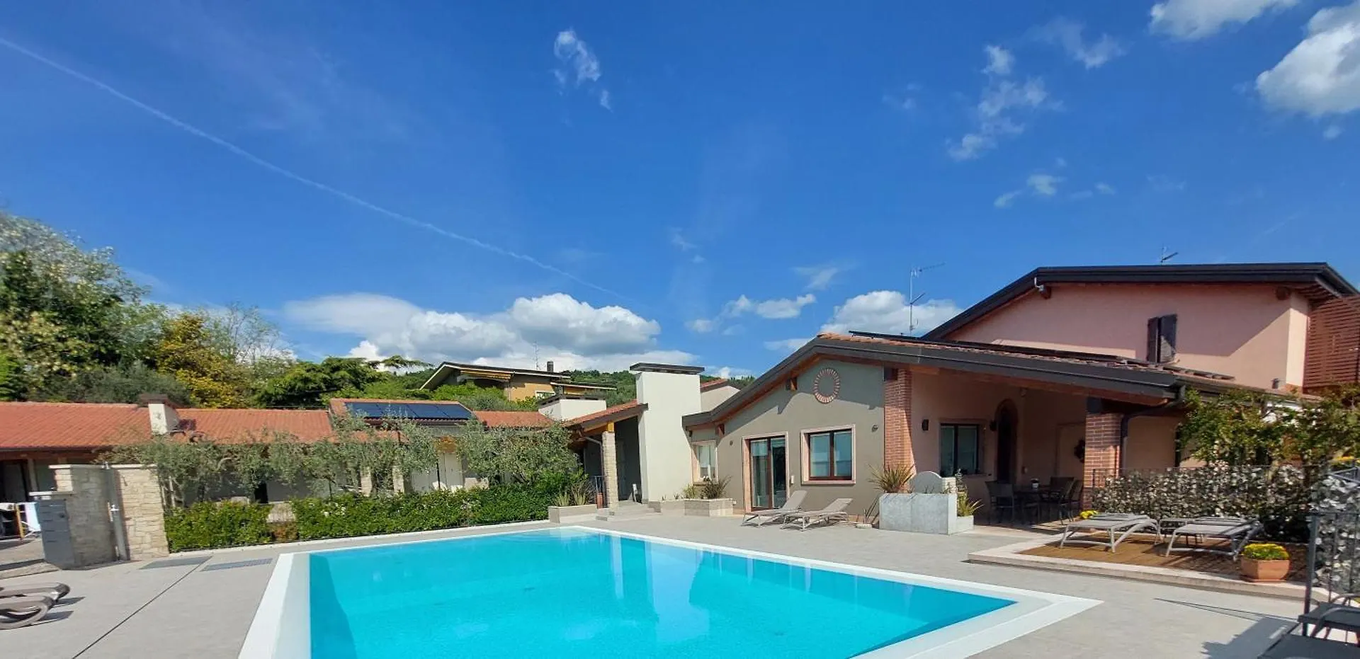 Apartament Casa Pergola 2 - Fronte Piscina, Parking Bardolino 0*,