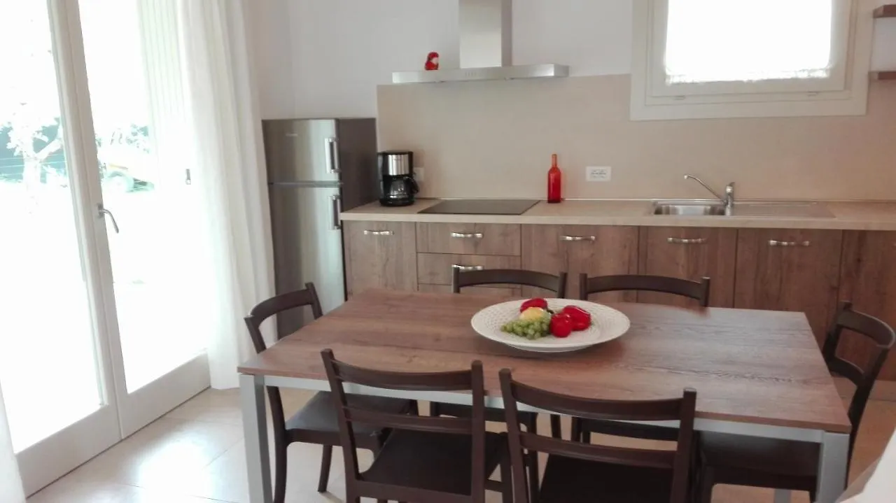 شقة Casa Pergola 2 - Fronte Piscina, Parking باردولينو