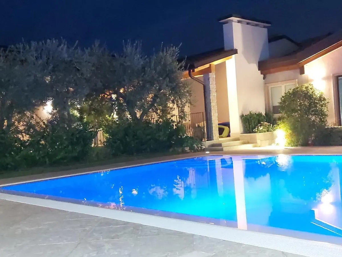 شقة Casa Pergola 2 - Fronte Piscina, Parking باردولينو إيطاليا